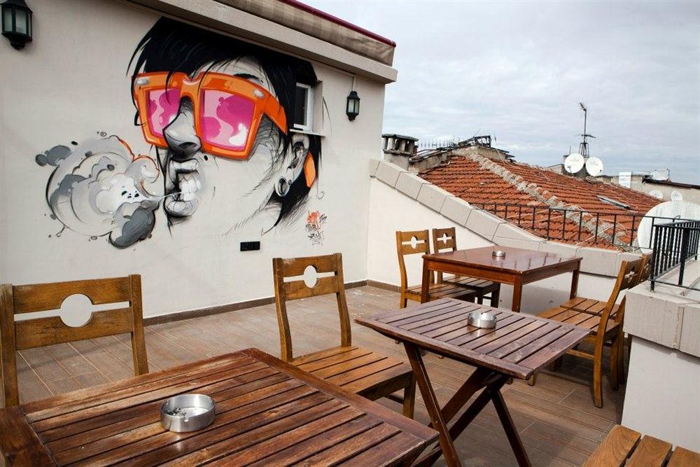 Hush Hostel Moda อิสตันบูล ภายนอก รูปภาพ